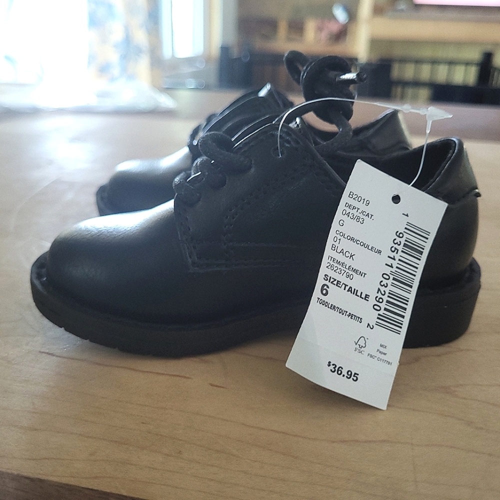 The Children's Place Size 6, Lace Up Dress Shoes (Toddler)